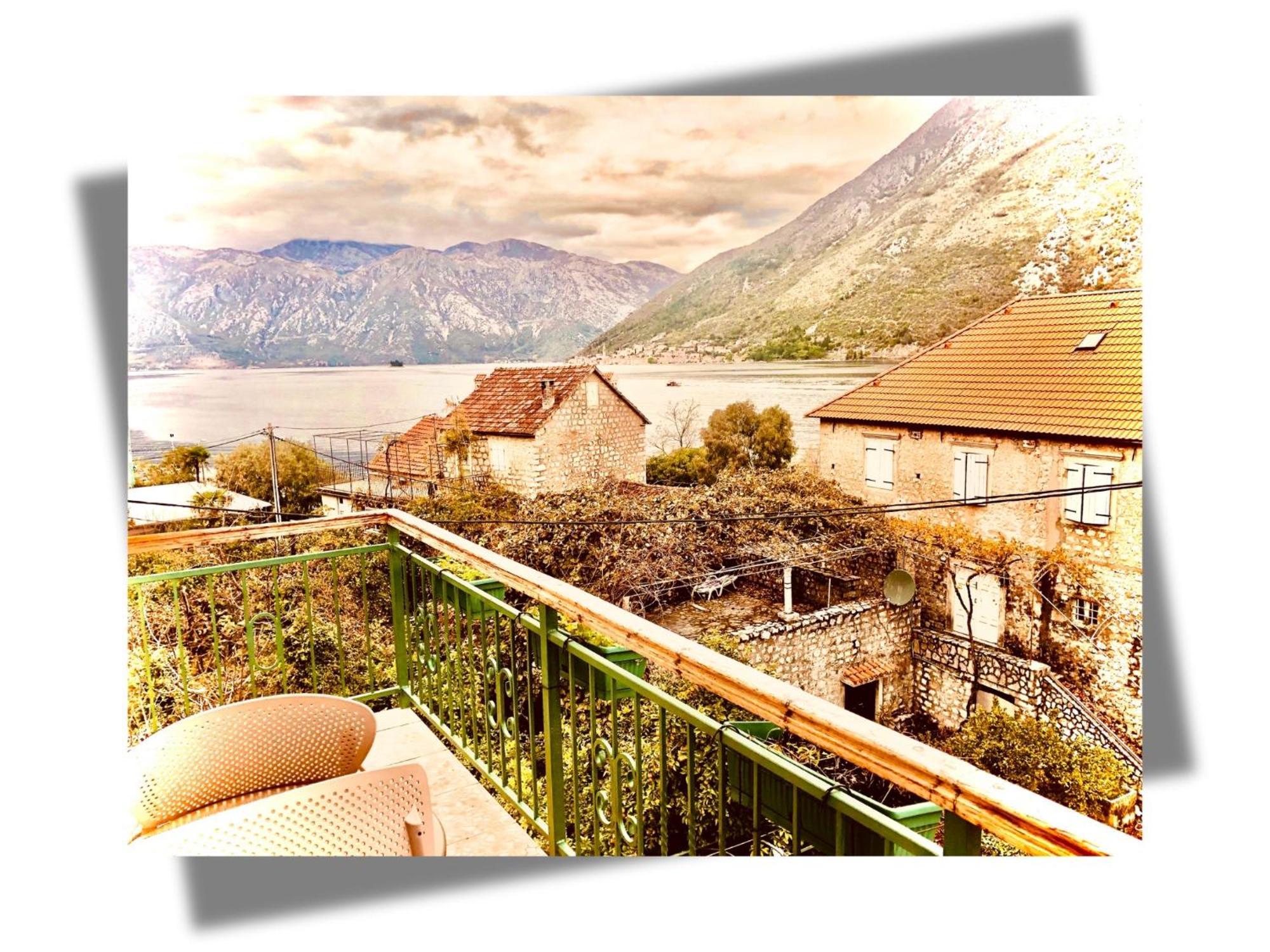 Apartments Djurovic Cattaro Esterno foto